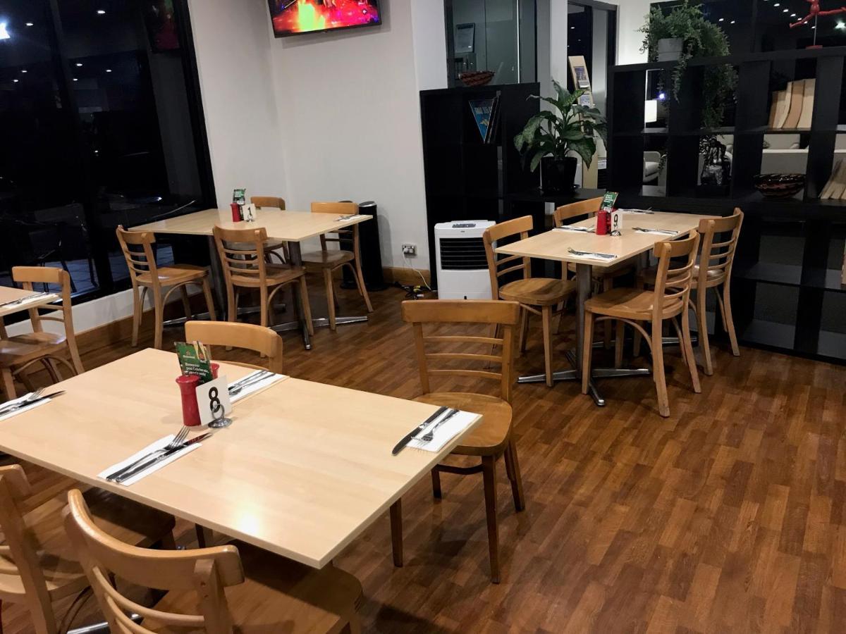 Hotel Ibis Thornleigh Esterno foto